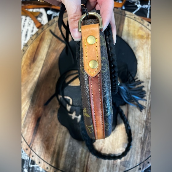 Vintage Louis Vuitton Chantilly PM Revamped - Picture 9 of 12